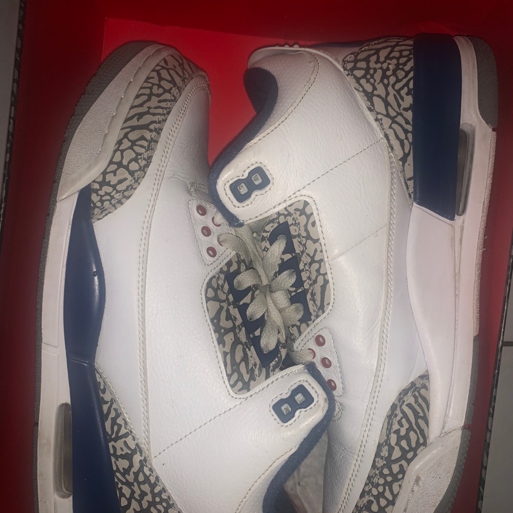 Jordan 3 true blue size 10